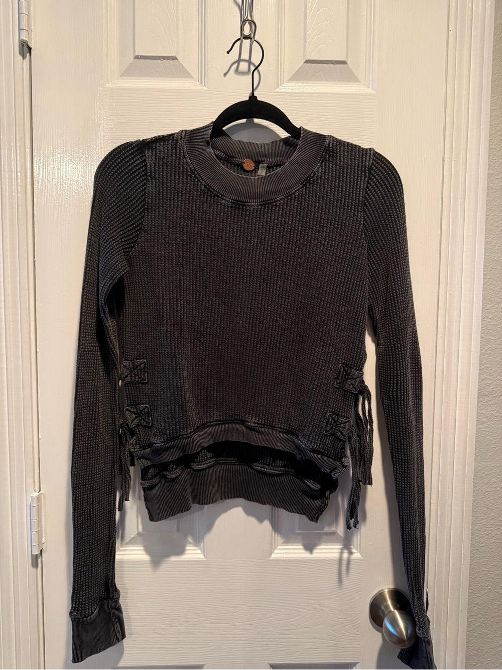 FP One Free People Waffle Knit Lace-Up Side Thermal Top XS Charcoal